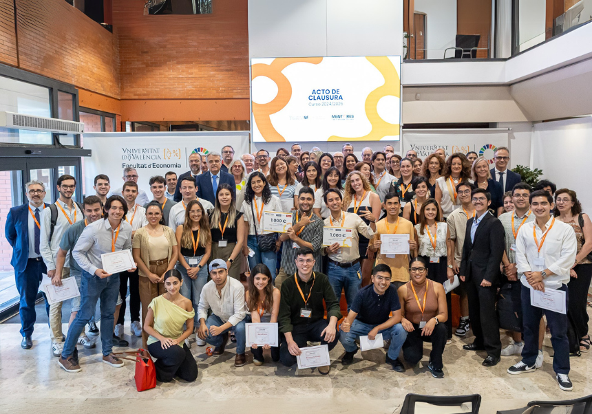 Clausura del curs 2024-2025 del Club de Mentors de la Facultat d’Economia